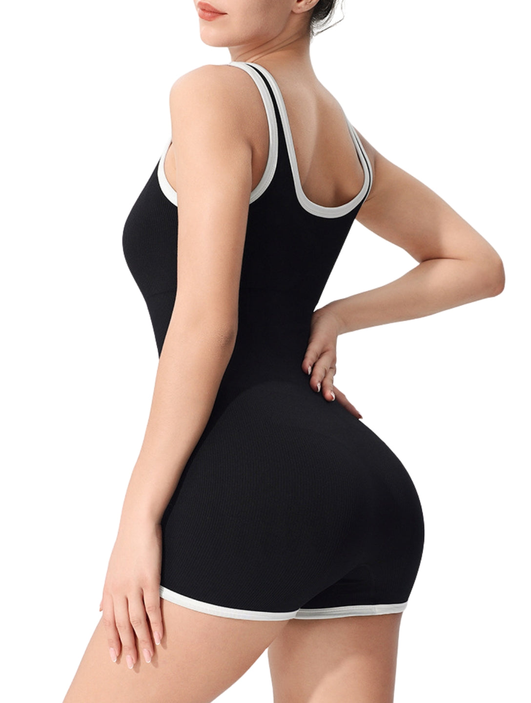 Body canelado com contorno