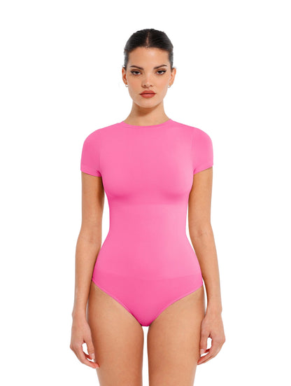 Body justo com camiseta