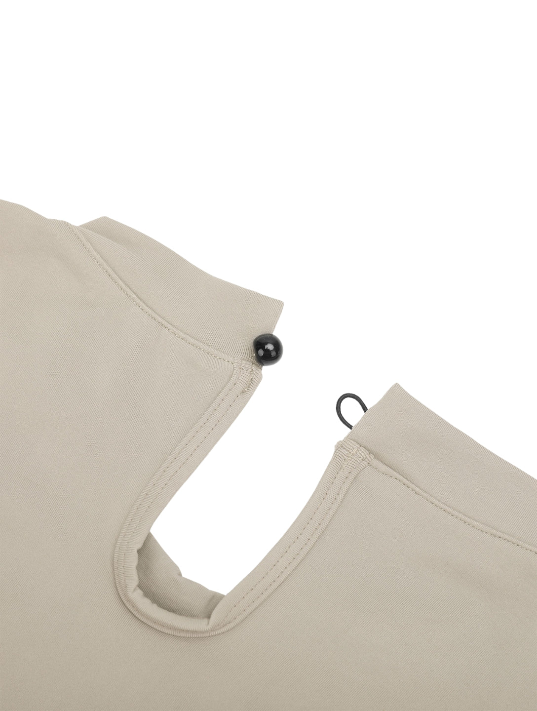 Body sem mangas com gola alta